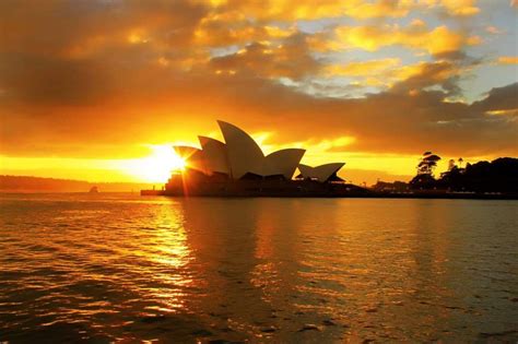 Australia Holidays & Tours